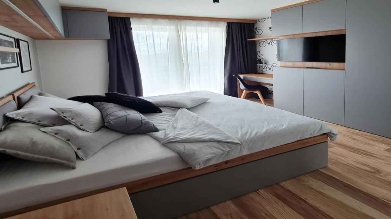 Irs Royal Apartments Apartamenty Irs Nowoczesne Apartamenty Wrzeszcz กดัญสก์ ภายนอก รูปภาพ